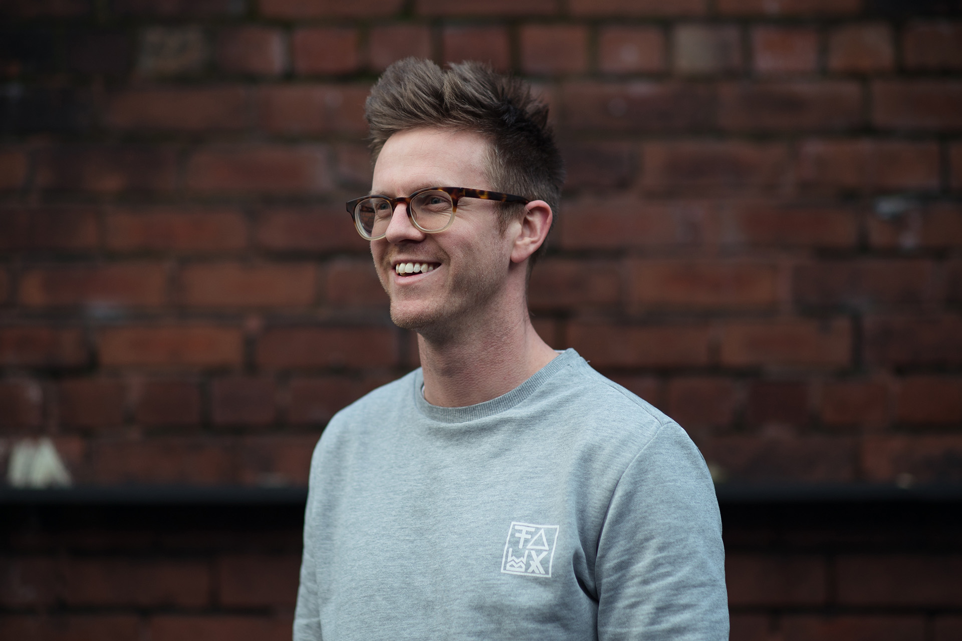 MUG_SHOT_1920x1080 – Touch Loops